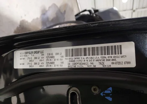 2014 Ram 1500 Sport из США, поврежденный, VIN 1C6RR7MT0ES440121